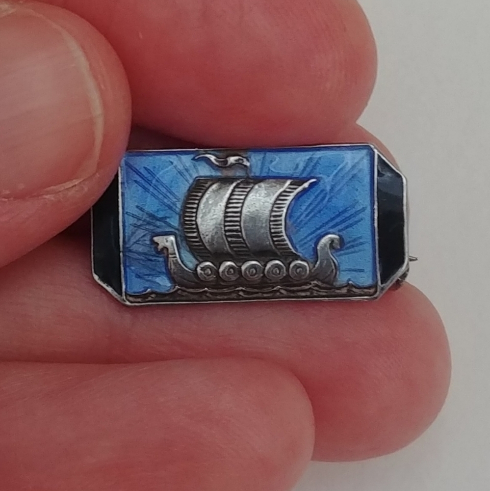 Vintage Viking Norse Ship Pin - Picture 3 of 9